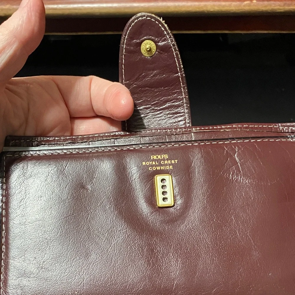 Elegant Rolf’s vintage Burgundy checkbook Leather women’s Wallet